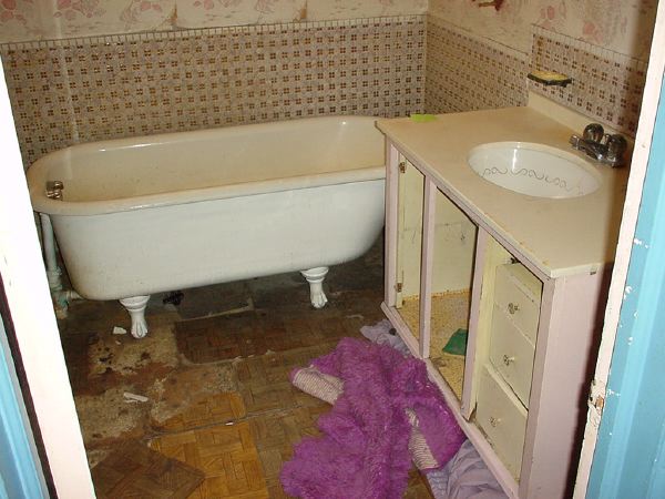before_bathroom