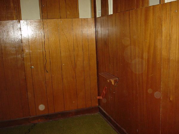 before_downstairs_bedroom