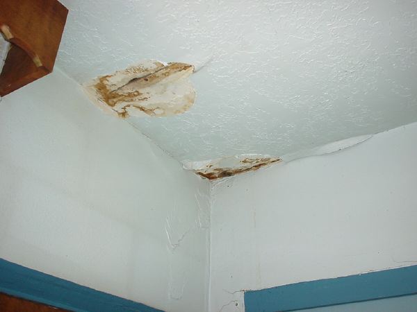 before_stairway_ceiling
