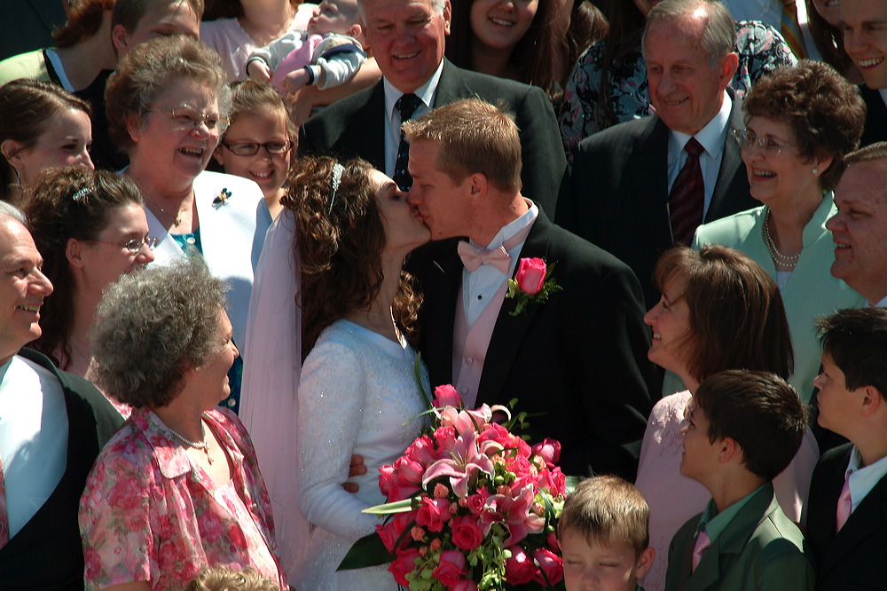 elizabeth_joe_160.jpg