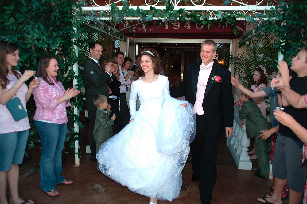 elizabeth_joe_330.jpg