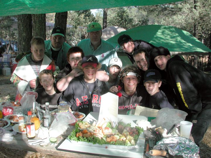 team_with_food
